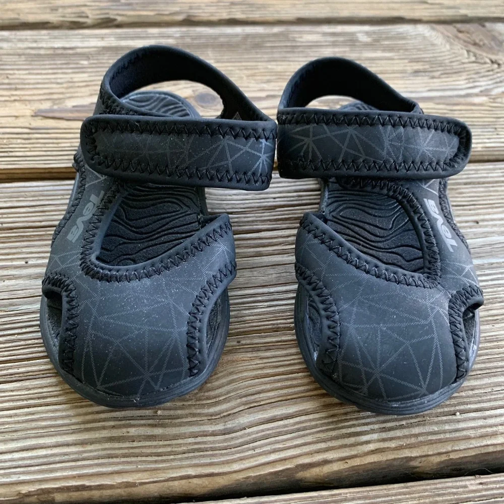 Teva Tidepool CT Water Sandals Baby Toddler Size 5 Black Geometric Closed Toe